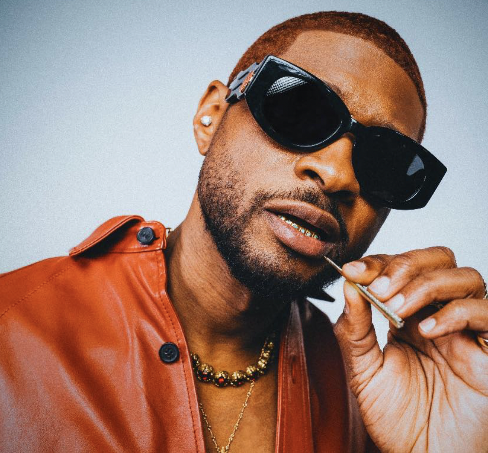Usher deleted all his tweets