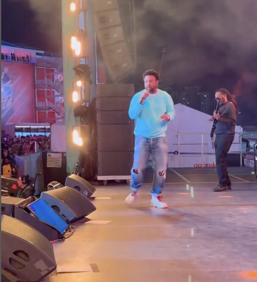 Shaggy at the 2025 Formula 1 Las Vegas Grand Prix